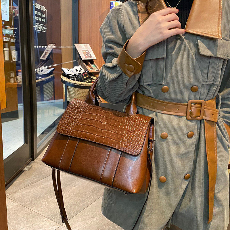 高级包包新款2023时尚大容量质感手女百搭真皮斜挎包牛皮小众女包,箱包皮具/热销女包/男包,小方包,淘宝优惠券,粉丝福利购,淘宝优惠卷