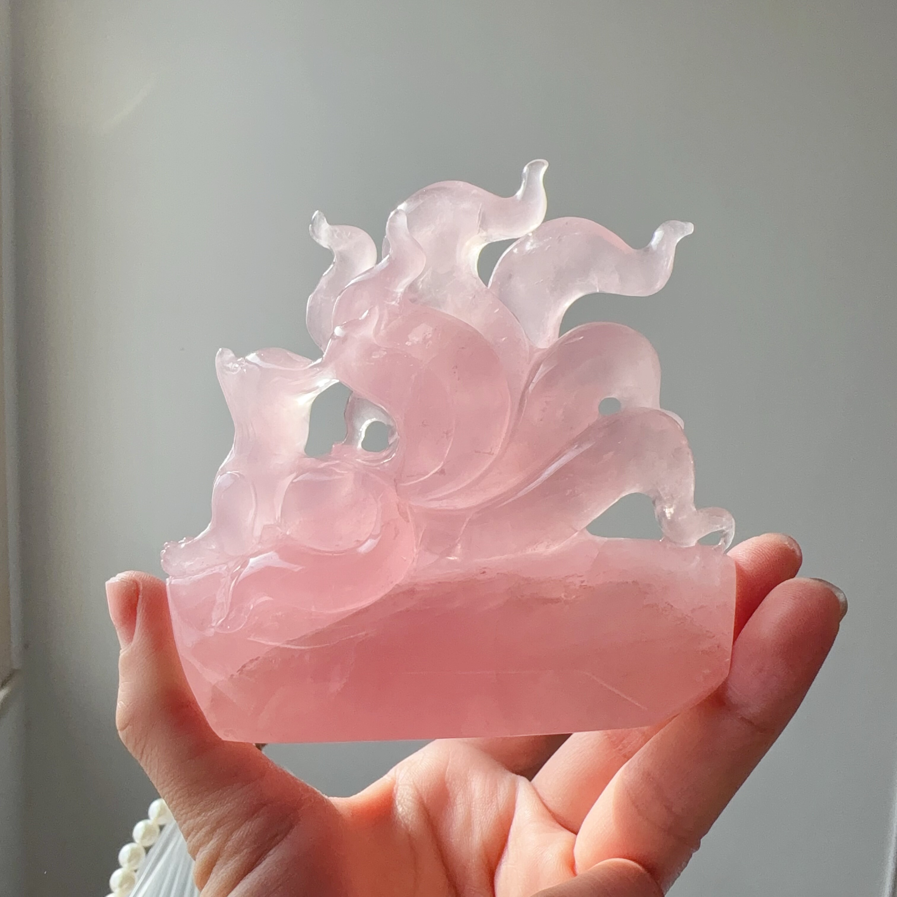 天然粉水晶九尾狐粉晶狐狸颜色粉润粉晶原石雕刻水晶摆件一物一图