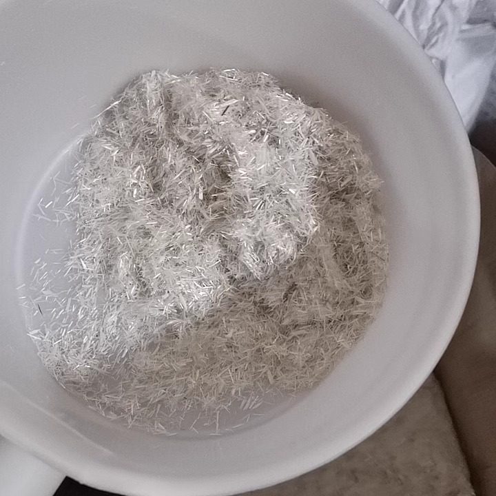 玻璃纤维6 9mm短纤维抗裂纤维玻璃纤维工程短纤维混凝土纤维丝