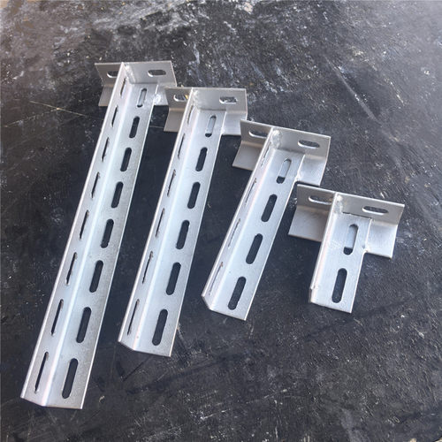 角钢立柱热镀锌角钢支架托架冲孔角钢接件含底座支撑托臂桥架立柱
