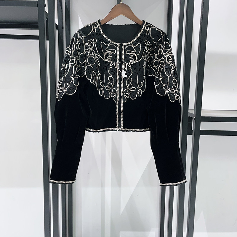 法式~~2025秋冬新款宫廷风超短天鹅绒面贴花刺绣圆领女士收腰外套