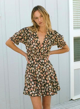 美式Do复古乡村贝壳碎花印花泡泡袖深V收腰连衣裙