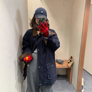 one seven撞色拼接翻领工装羽绒服女2025冬宽松收腰白鸭绒外套潮