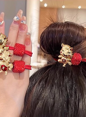 2026新年金色小马发圈红色水钻头绳女创意文字发饰高端扎头发皮筋