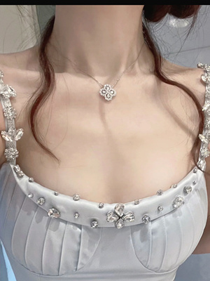 野草莓/幸运四叶草 creamysweet满钻四叶草设计感S925银显瘦项链