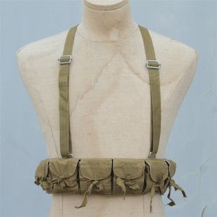 56年海厂53步骑抢仔蛋袋土黄棉布系绳胸挂桥夹包 50/55式抗战造型