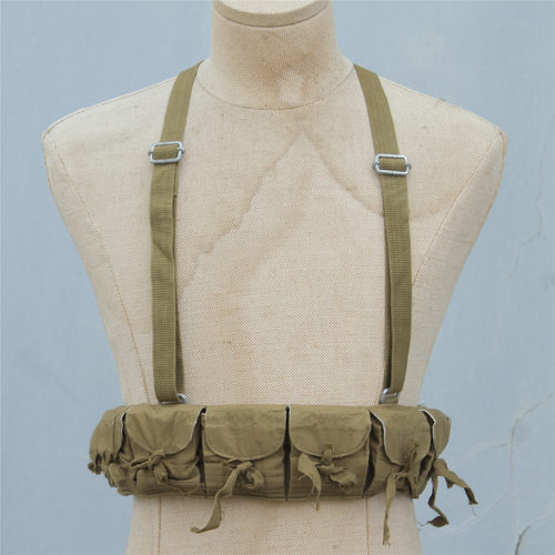 56年海厂53步骑抢仔蛋袋土黄棉布系绳胸挂桥夹包 50/55式抗战造型