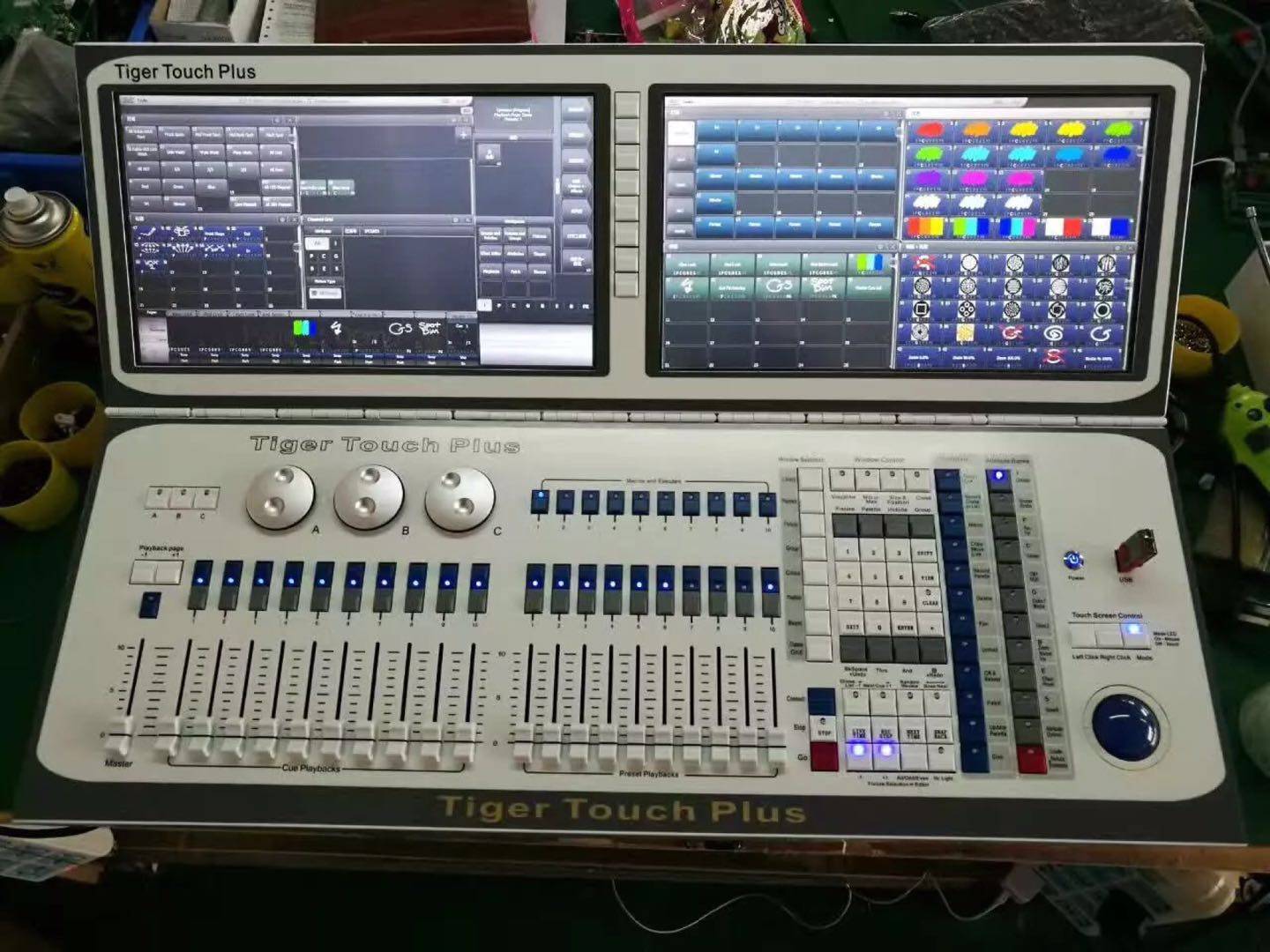双屏触摸老虎 plus tigertouch 触摸老虎控台 titan系统9.1,10.