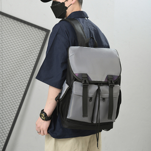 伯莱尼新款双肩包男士商务休闲大容量电脑包通勤背包多功能学生包