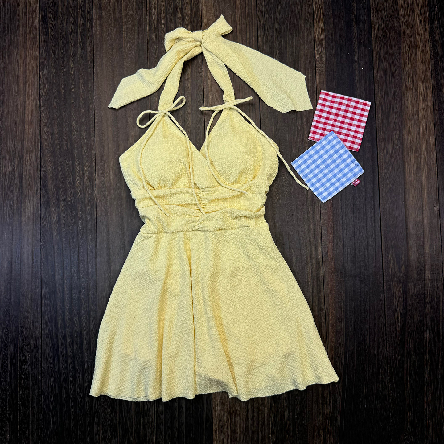 甜美连体泳衣女V领显瘦遮肚保守韩版高级感性感纯欲ins风游泳装