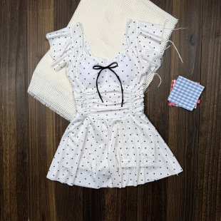 甜辣波点连体泳衣女保守小胸显瘦遮肚性感韩版 温泉度假高级感泳装