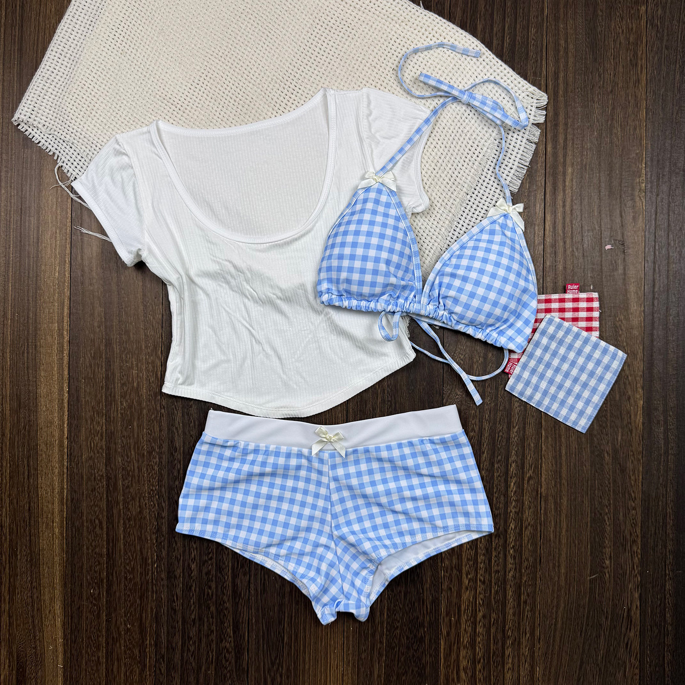 ins纯欲分体泳衣女三件套性感显瘦韩版保守甜辣温泉度假少女泳装