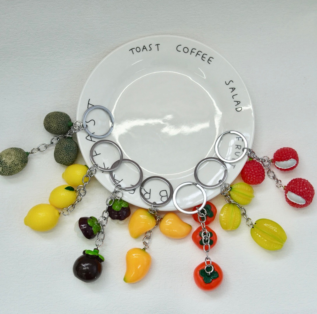 创意仿真水果钥匙扣菠萝杨桃钥匙环链少女心学生书包挂件小礼品