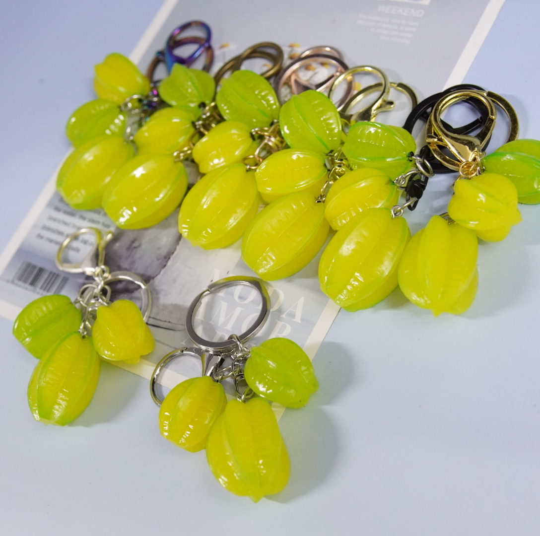 新款钥匙扣女可爱卡通树脂水果杨桃汽车钥匙扣书包挂件小饰品礼品