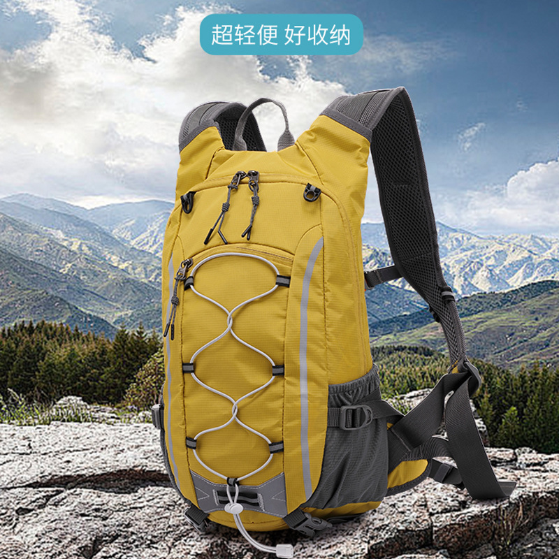 时尚新款户外徒步登山包女男休闲越野跑步骑行达人轻便型双肩包