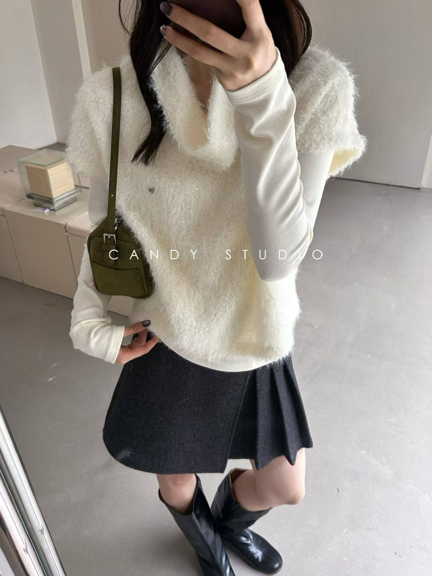 新款韩系高领叠穿毛茸茸马甲背心女款2025冬外穿洋气时髦马夹毛衣,女装/女士精品,时尚套装,淘宝优惠券,粉丝福利购,淘宝优惠卷