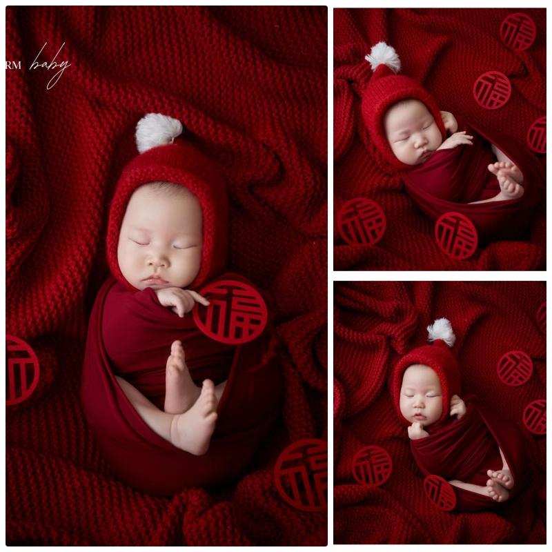 新年喜庆红色包裹帽子新生儿摄影主题圣诞萌宝婴儿拍照裹布套装