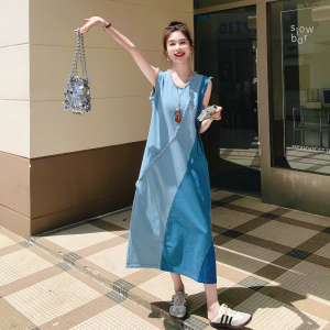 设计感牛仔拼色无袖背心连衣裙女夏2025新款海边度假韩系爆款长裙图片