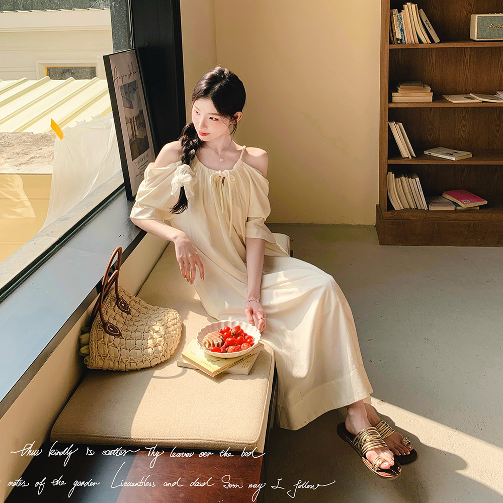 法式绝美挂脖露肩连衣裙女夏季2025年新款温柔风超仙海边度假长裙,女装连衣裙,2C018
