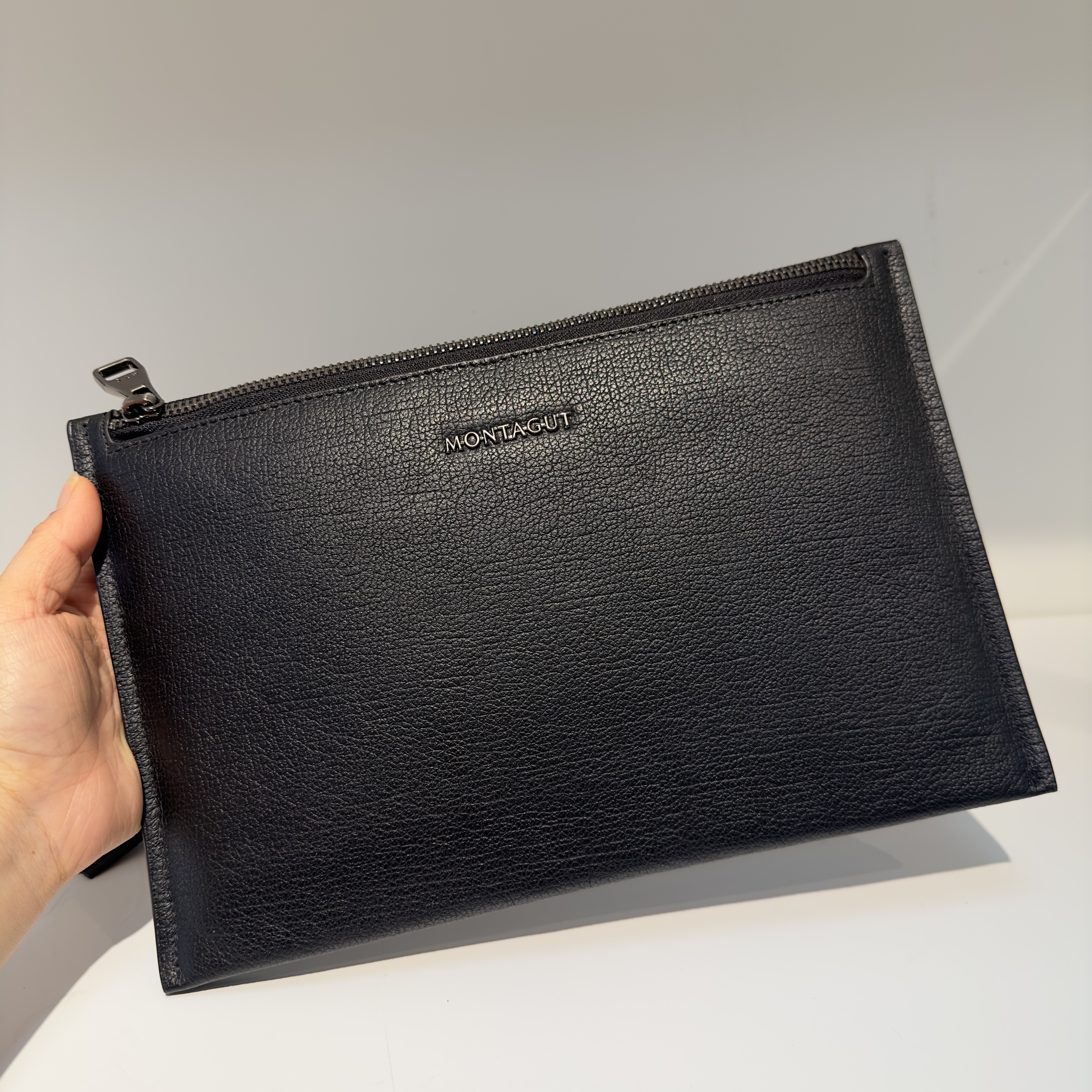 孤品撤柜品牌梦男休闲时尚手抓包进口头层牛皮多隔层柔软舒适MS30