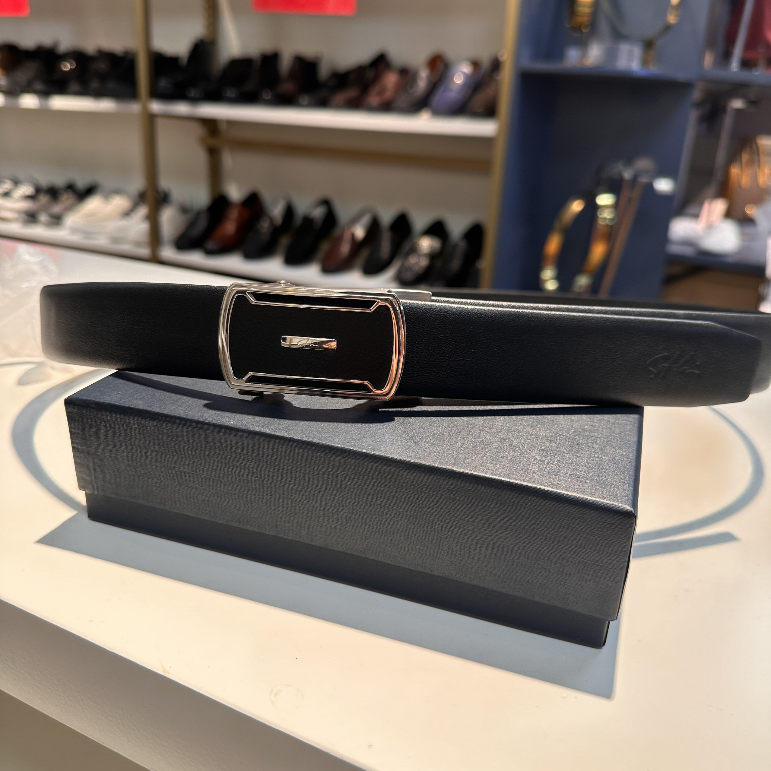 撤柜高端品牌男士不锈钢扣外穿自动扣皮带双面头层小牛皮S3