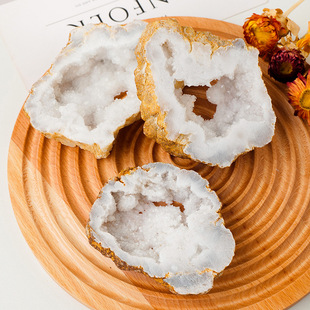 天然白水晶洞玛瑙晶洞切片矿物标本装饰摆件水晶原石白晶洞批发