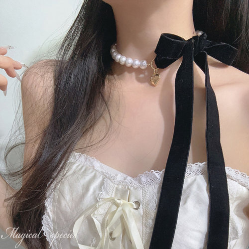 纯欲丝绒蝴蝶结珍珠choker