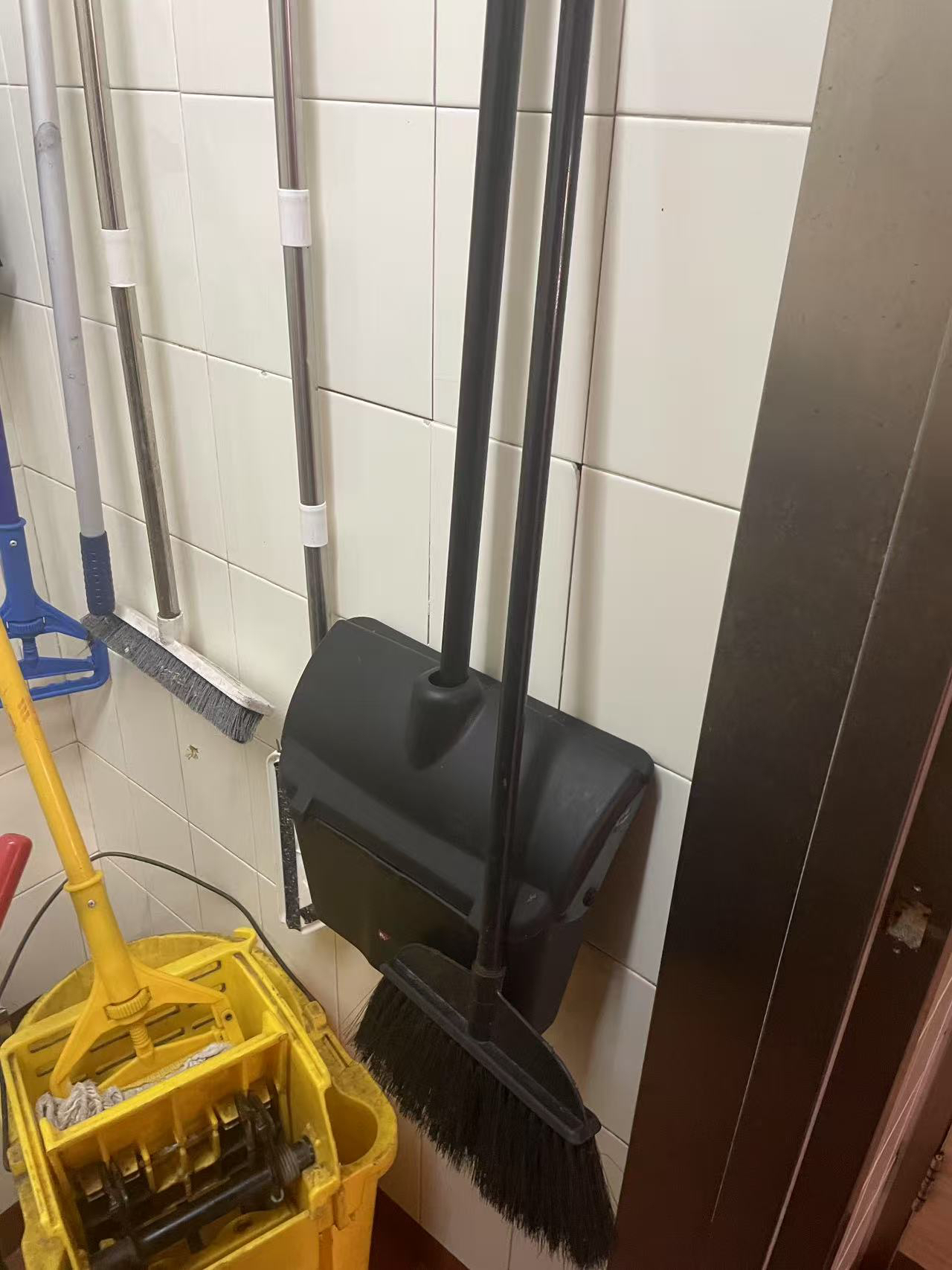 商用连锁餐饮品牌/垃圾铲扫把簸箕/扫把/清洁刷/拖把头凯峰