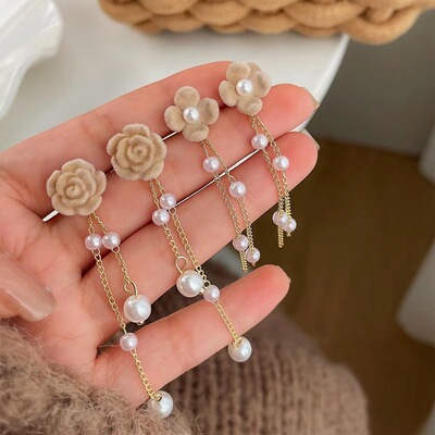 趋势秋冬植绒玫瑰花流苏耳环