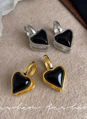 simple black white fritillary earring girl 银针耳饰耳环胖迪