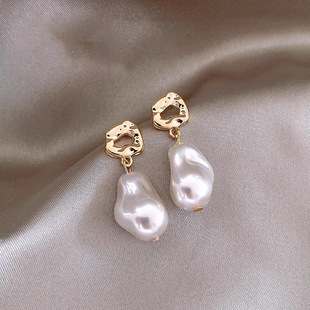 French Baroque Shaped Pearl 2025 temperament earrings female