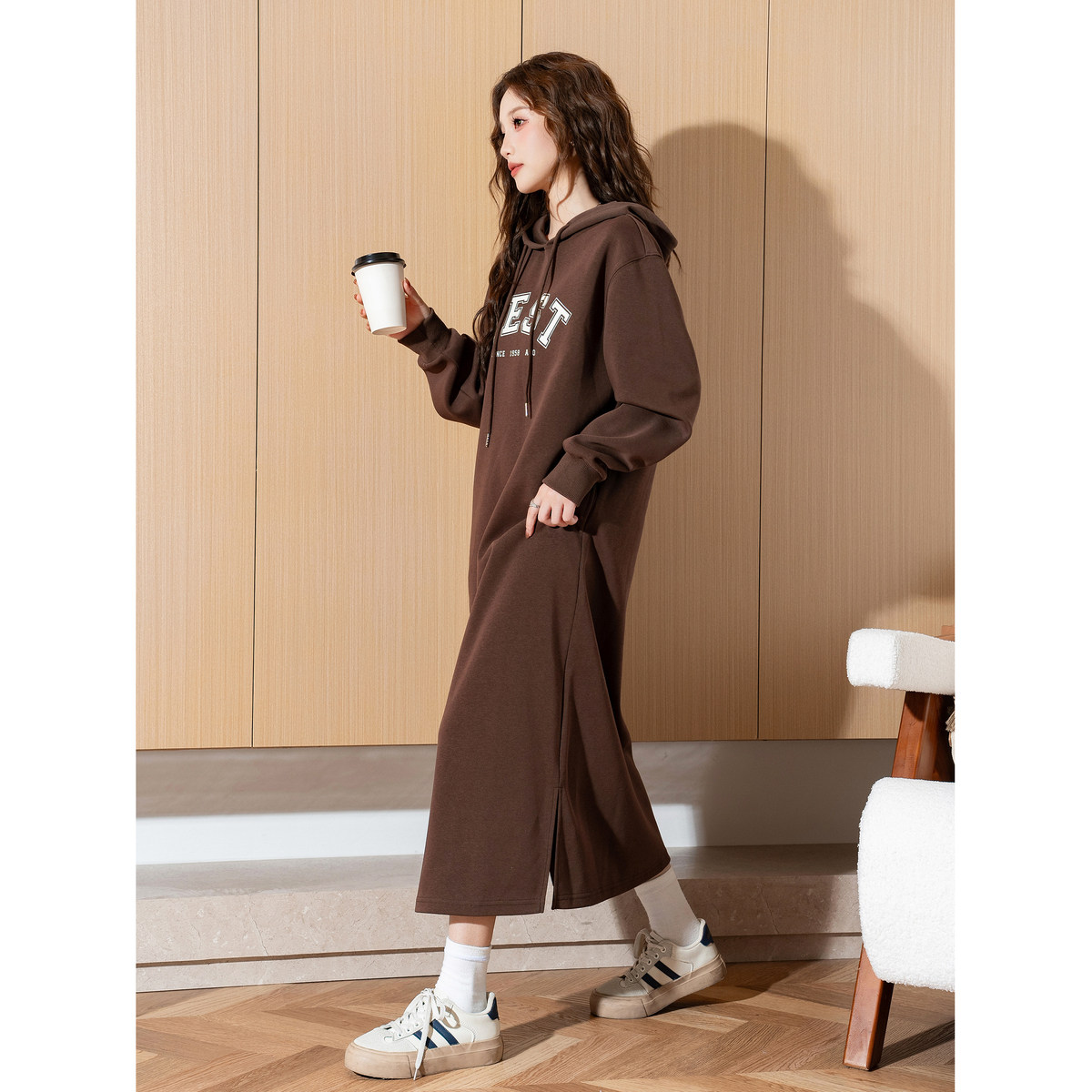 唐狮黑色宽松休闲卫衣连衣裙女长款连帽卫衣裙长袖裙子秋季女装y5