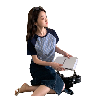 yoe【条纹刺绣小狗】短袖t恤女上衣拼接短款女装夏季新款修身正肩