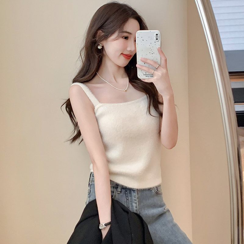 唐狮秋冬季新款女吊带背心美拉德内搭打底黑色别致无袖小上衣,女装/女士精品,背心吊带,淘宝优惠券,粉丝福利购,淘宝优惠卷