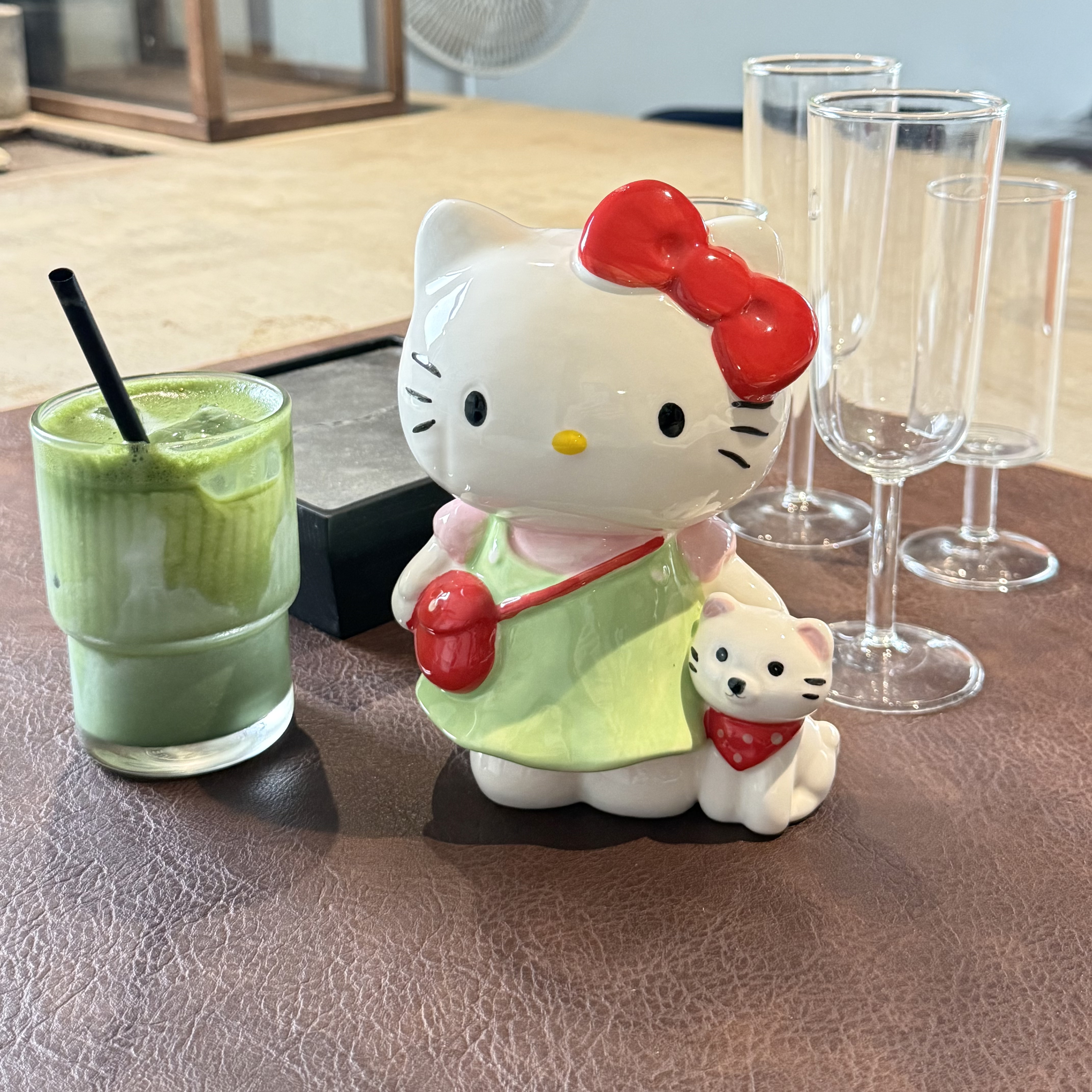 hellokitty可爱摆件陶瓷高颜值少女心家居饰品送闺蜜生日礼物创意
