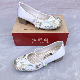 怡轩阁老北京布鞋女旗袍裙子单跟鞋软底防滑妈妈鞋绣花工作舞蹈鞋