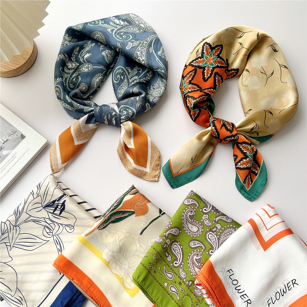 70韩版小方巾丝巾女韩国春秋薄款装饰搭配衬衫职业空姐领巾发带麦