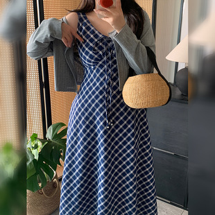 加肥加大200斤大码女装胖mm春穿搭复古格纹连衣裙+开衫套装两件套