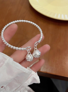 抖音扭线双宫铃手镯白铜镀银女铃铛一步一响女生想送闺蜜饰品镯子