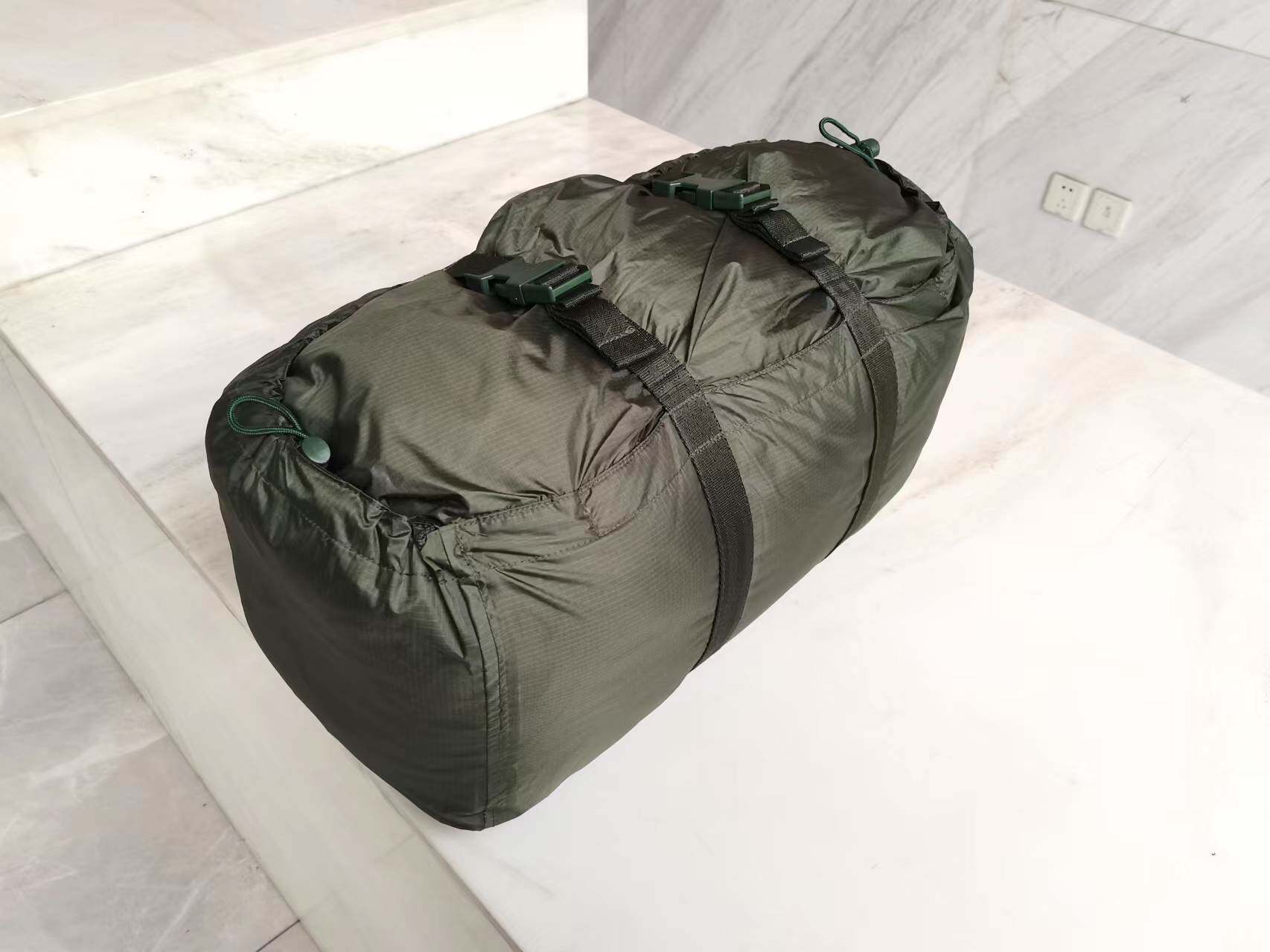 寒区一体式保暖型睡袋1.9kg厂家直销正品保障绿色格子布热熔棉