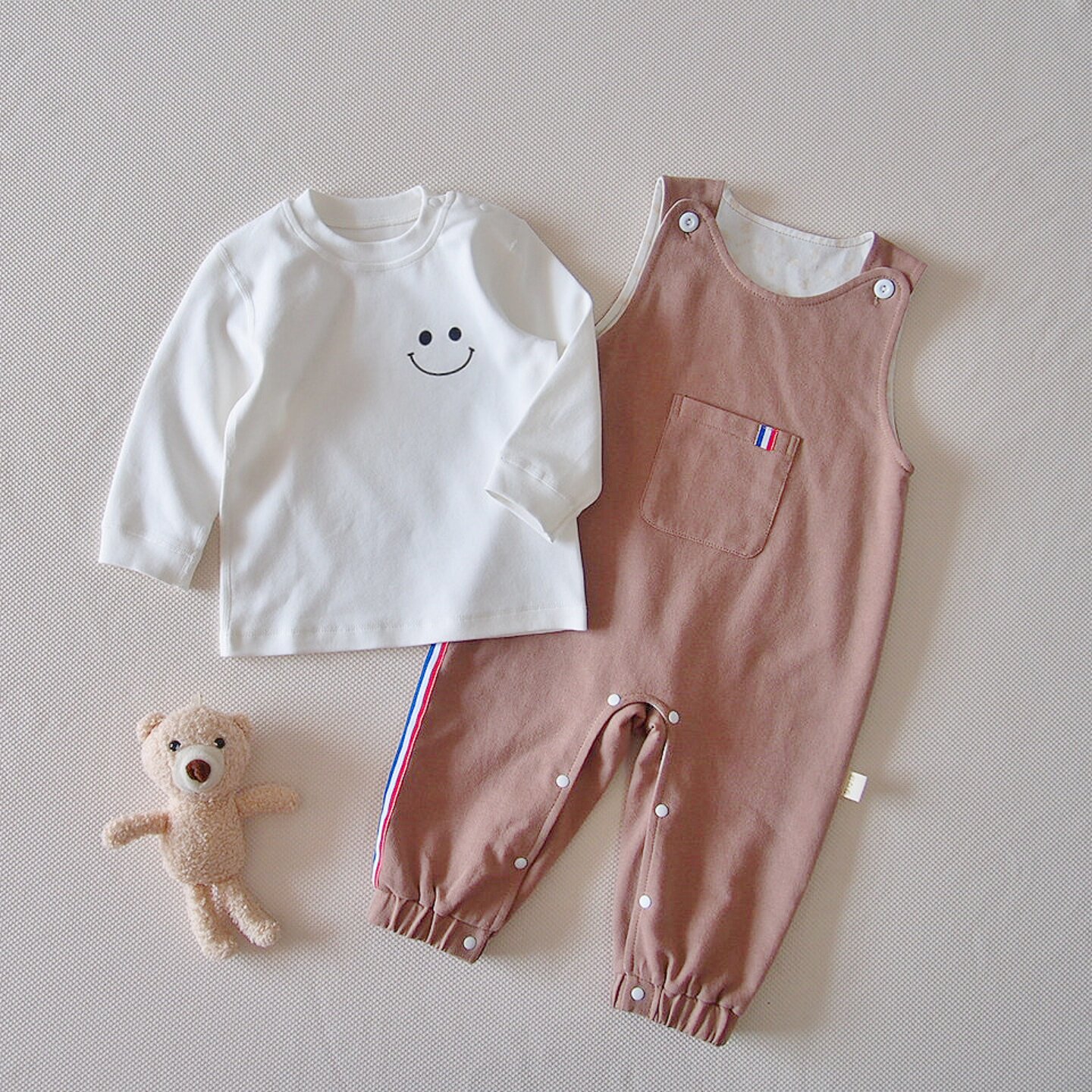 婴儿衣服背带裤套装纯棉春秋双层男女宝宝连体衣小童外穿裤子毛圈