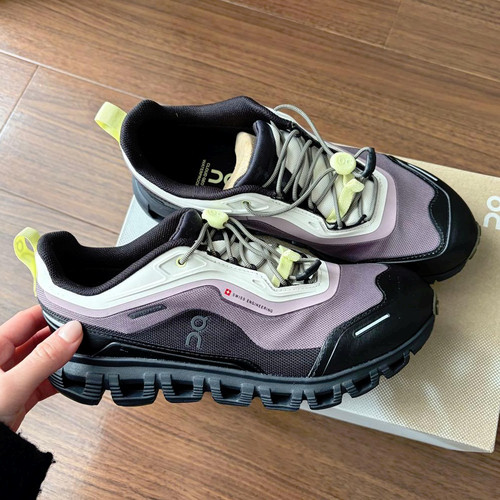 日本代购ON昂跑 Cloud 6 Geo WP 女子防水户外緩震漫步徒步休闲鞋