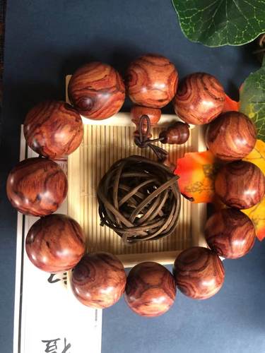 实拍手饰七夕颗颗对眼海南黄花梨