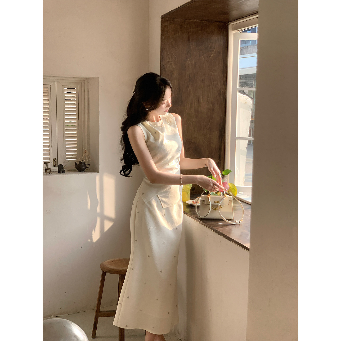 韩语琳 宴会轻礼服杏色套装女无袖上衣+鱼尾半身裙两件套