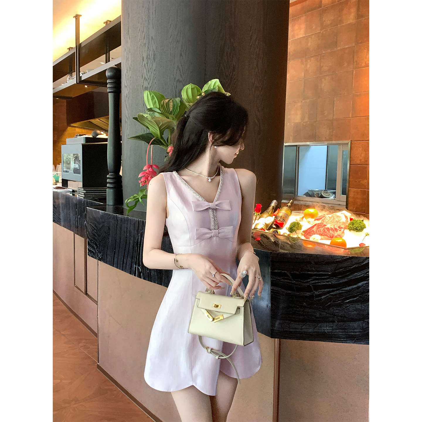韩语琳 法式淡紫色缎面蝴蝶结连衣裙女夏季v领收腰名媛气质小礼服