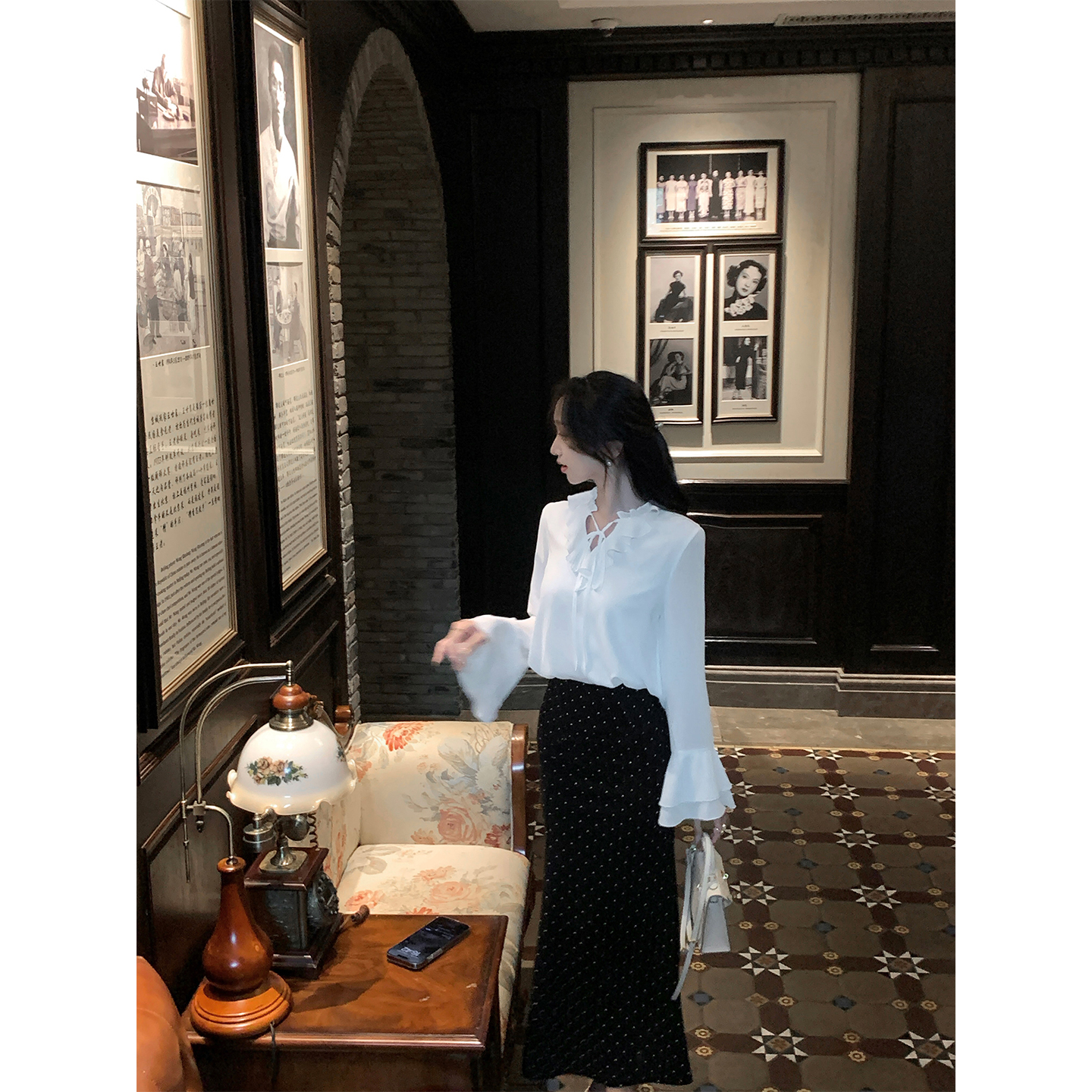 韩语琳/复古法式木耳边雪纺衬衫