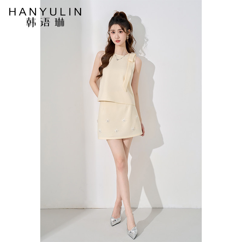 今年流行漂亮套装裙女2025新款春季气质时尚无袖上衣半身裙两件套,女装/女士精品,时尚套装,淘宝优惠券,粉丝福利购,淘宝优惠卷