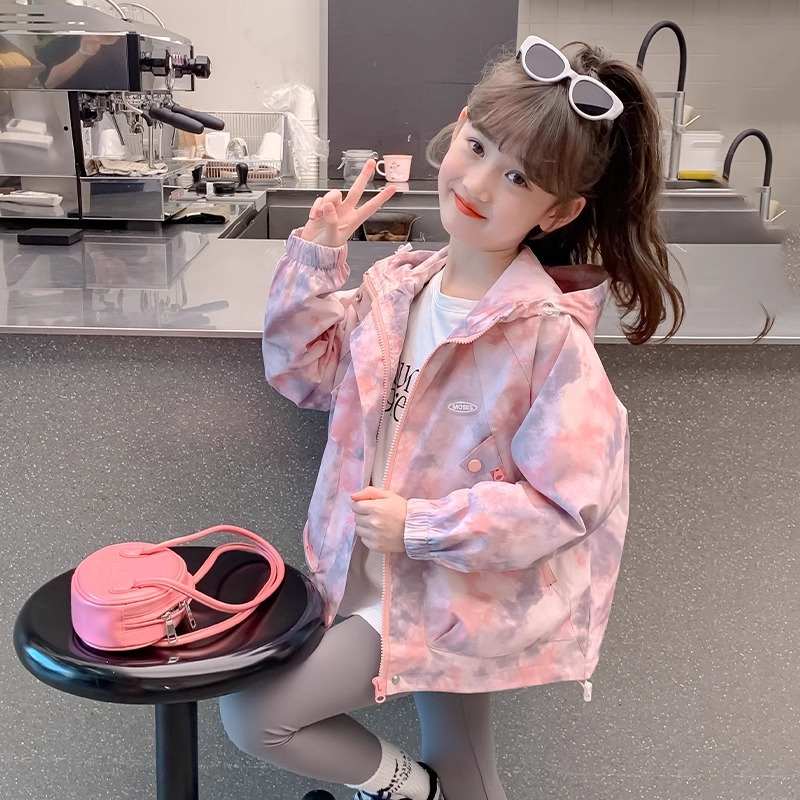 女童冲锋衣外套春秋款2025新款儿童秋装洋气夹克女孩秋季防风上衣