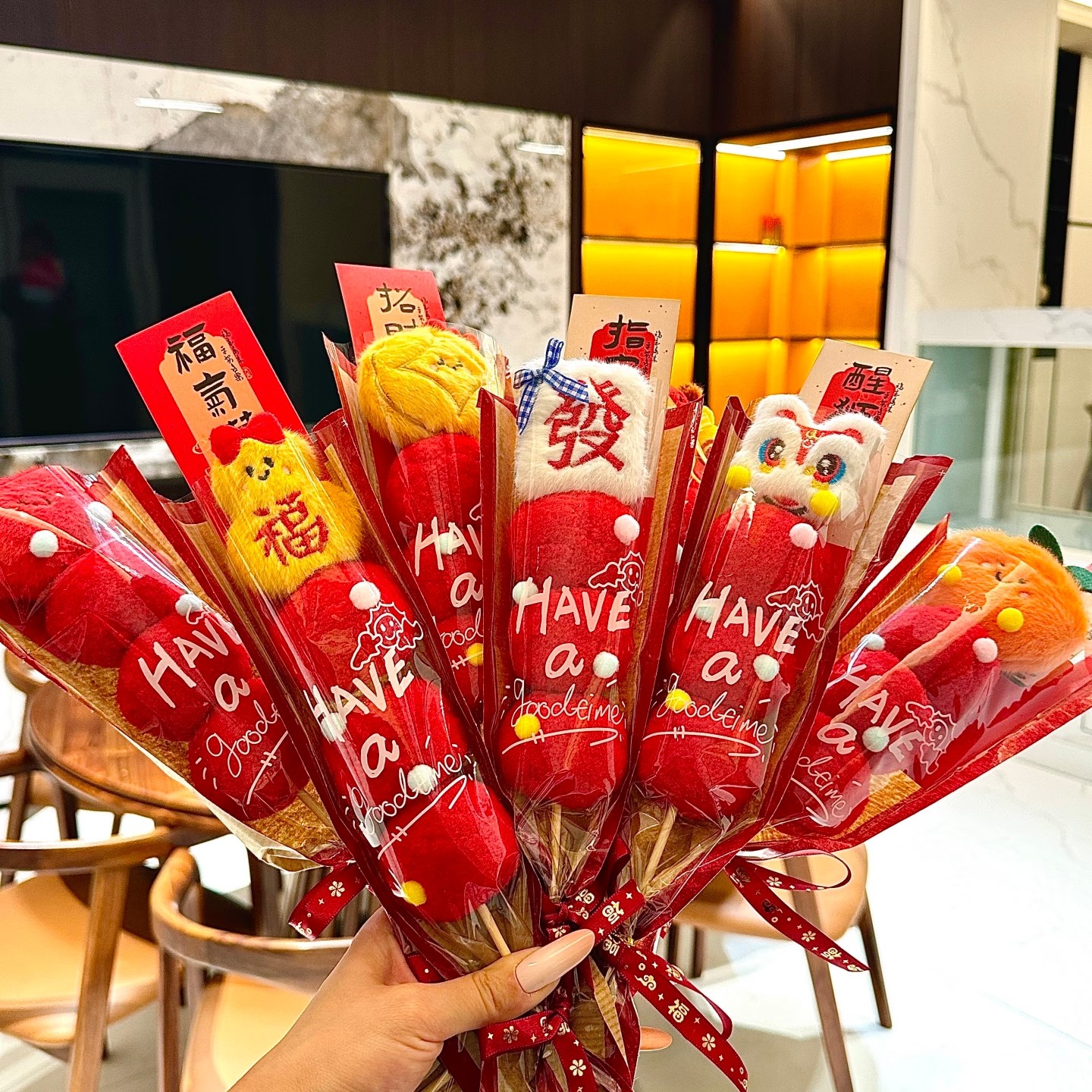 2026马年幼儿园老师节日伴手礼毛绒糖葫芦创意小礼物桌面装饰布置