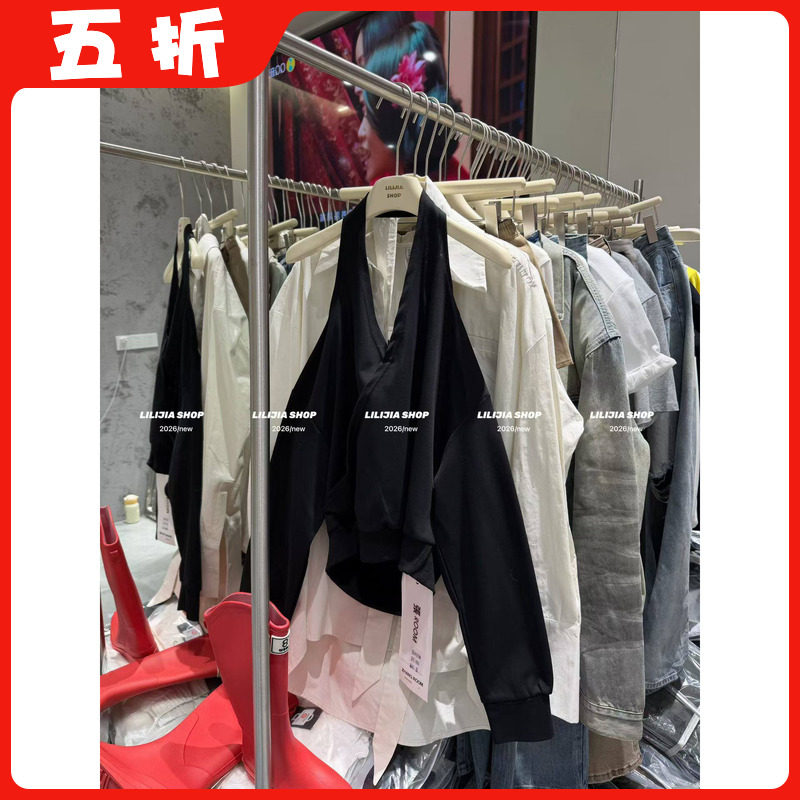 【五折】2026新款韩版时尚百搭显瘦挂脖露肩长袖卫衣女设计感上衣